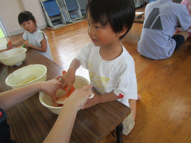 人参すりおろし