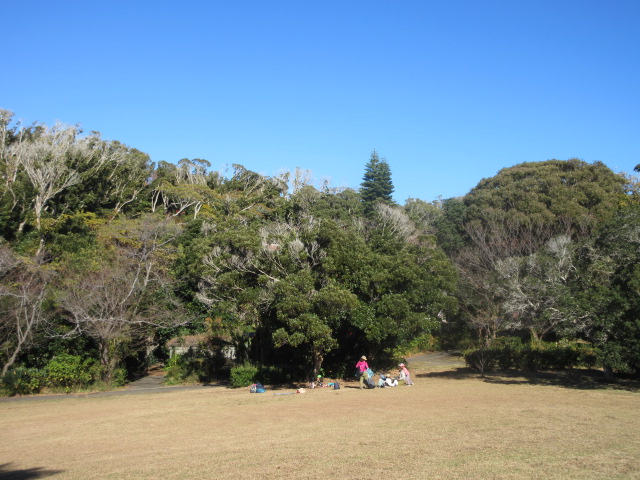 ビジターセンター前