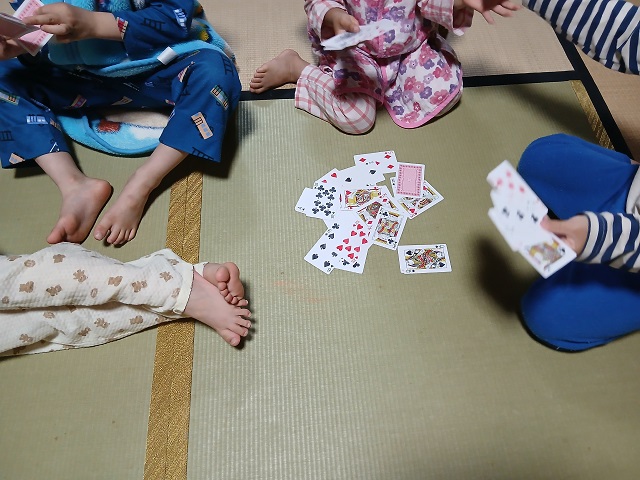 パジャマパーティー