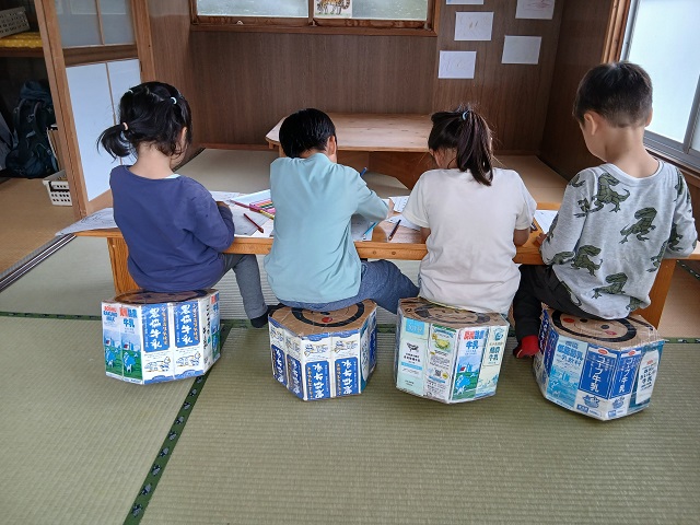学校ごっこ