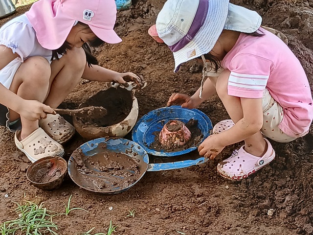 泥んこあそび